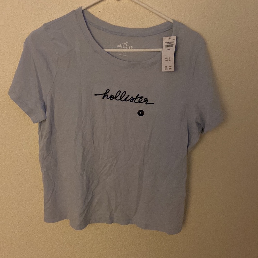 Hollister bundle💙 - Picture 2 of 3